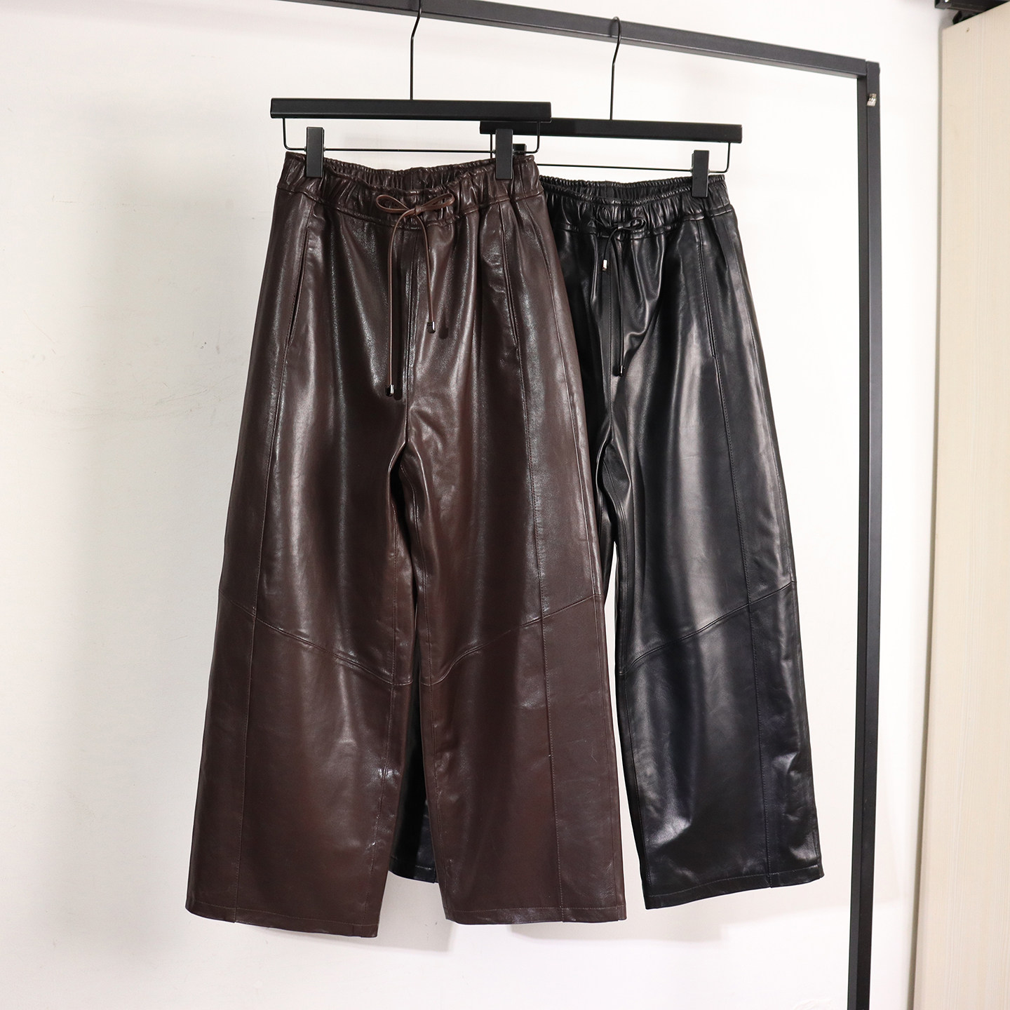 新款真皮皮裤女款抽绳松紧腰阔腿长裤时尚宽松休闲显瘦百搭九分裤,女装/女士精品,皮衣,淘宝优惠券,粉丝福利购,淘宝优惠卷