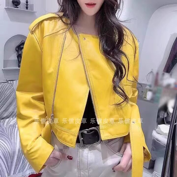 新款真皮皮衣女绵羊皮时尚不规则百搭显瘦气质短款机车服夹克外套