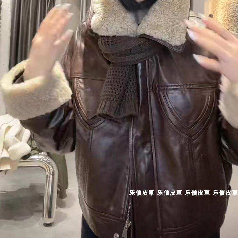 棕色港风羽绒真皮短款皮衣