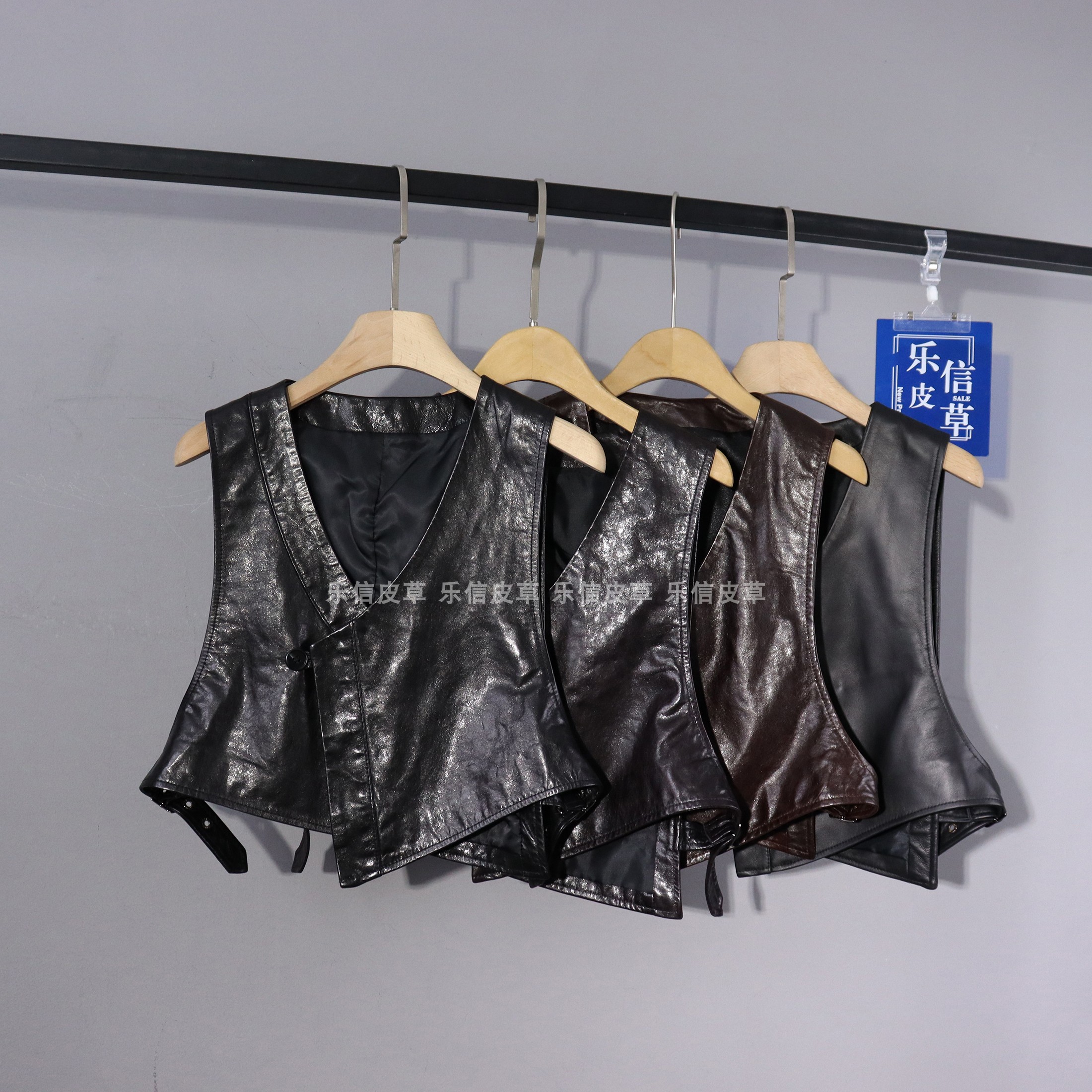 真皮新款女个性不规则绵羊皮马甲