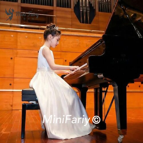女童缎面无袖钢琴演出服