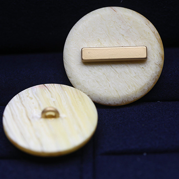 金属一条杠横杠仿木头高档大衣