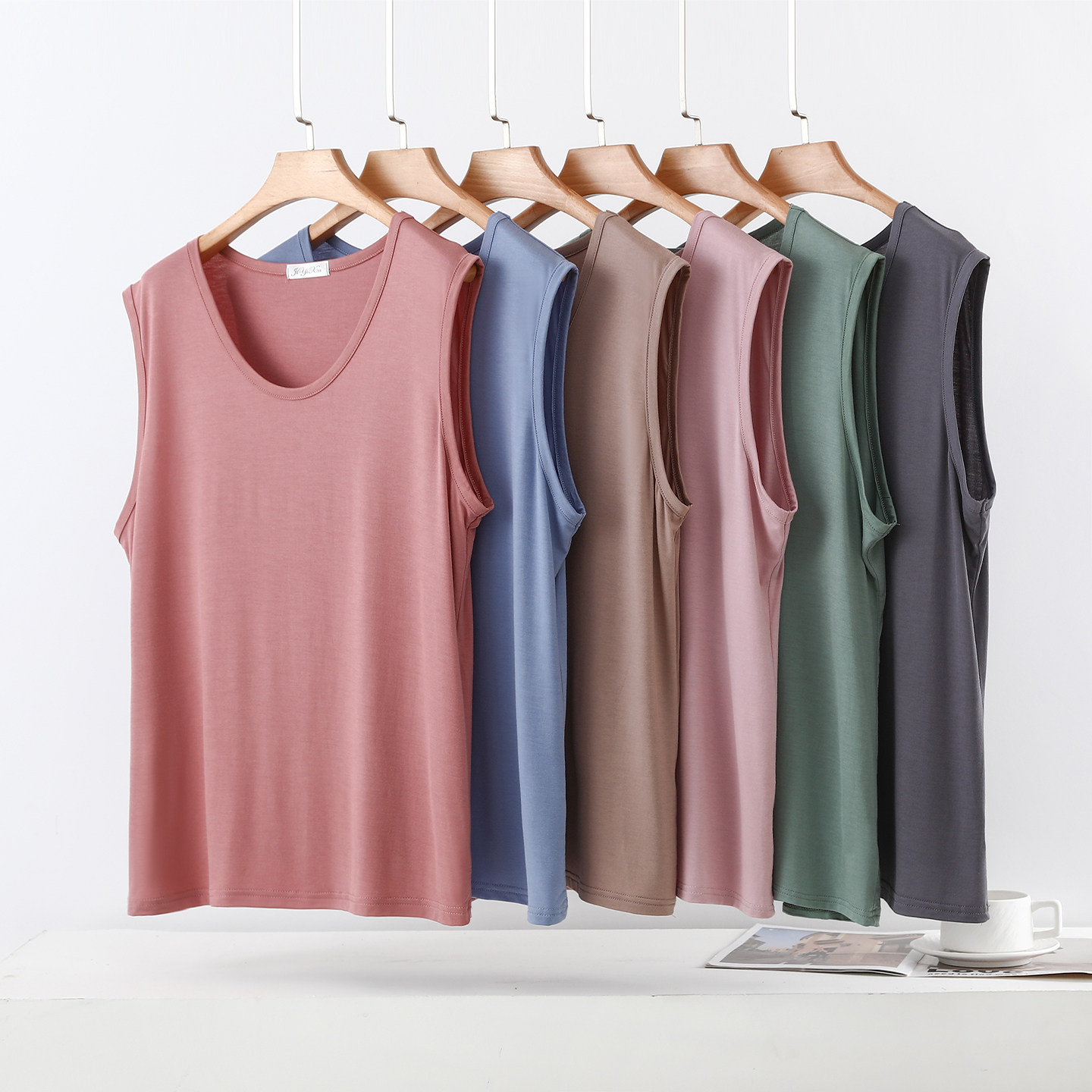 莫代尔夏季新款宽松大码吊带上衣内搭打底衫圆领背心女薄款可外穿