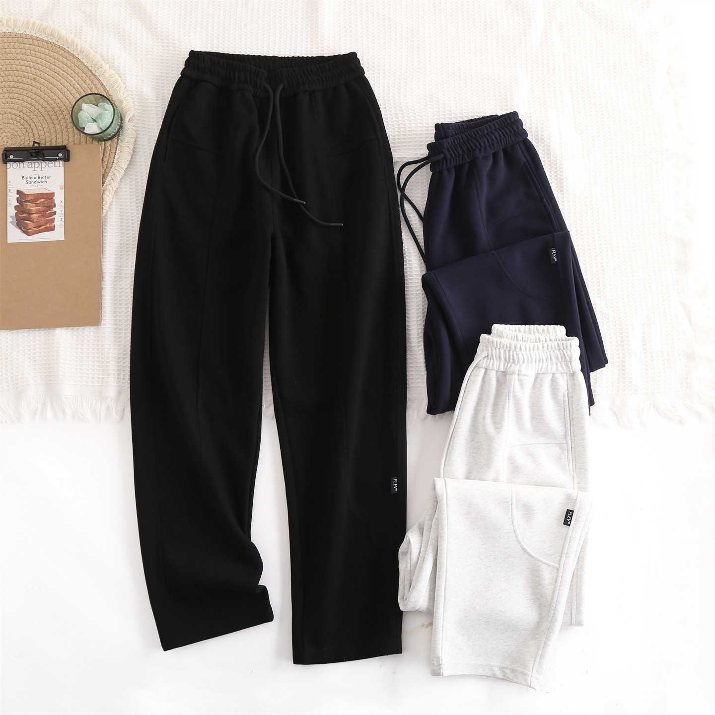 冬季高腰纯色长裤子加绒加厚保暖休闲裤女大码百搭外穿显瘦运动裤