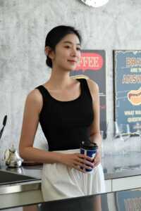 浪莎打底背心修身无袖时尚简约闺蜜学生吊带背心2024新款t恤