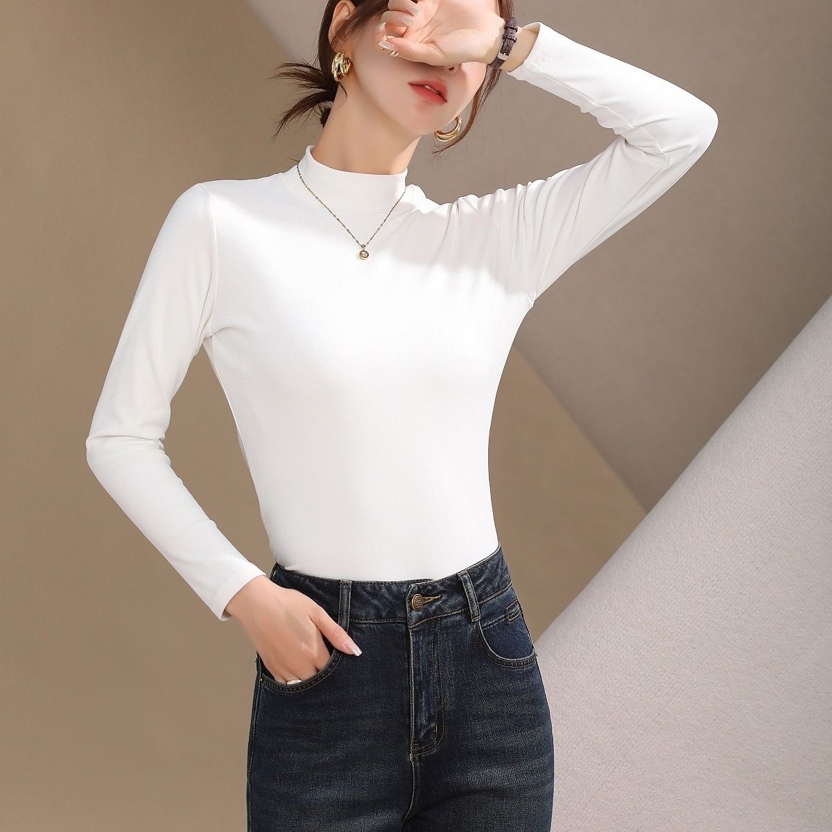 唐狮集团DESSO秋冬德绒内搭打底衫女百搭保暖长袖上衣新款