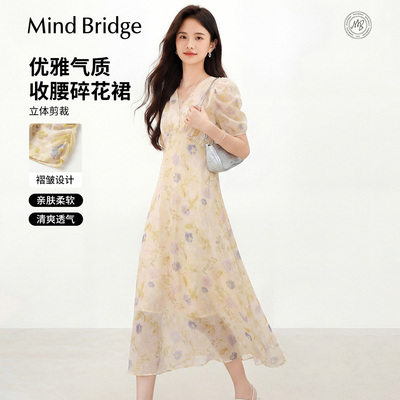MindBridge法式碎花泡泡袖连衣裙