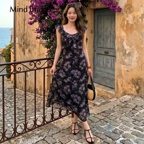 MindBridge荷叶边吊带碎花裙