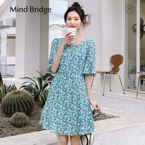 MindBridge荷叶袖碎花连衣裙