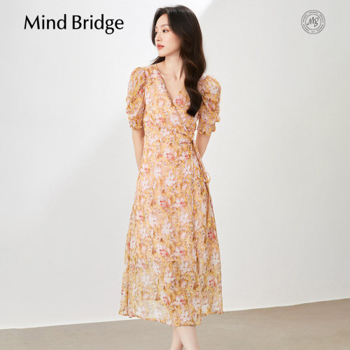 MindBridgeV领泡泡袖碎花裙
