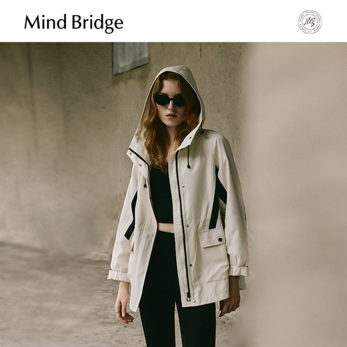 MindBridge撞色拼接连帽外套