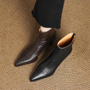 5cm复古百搭瘦瘦靴羊皮尖头短靴秋冬新款 马丁靴 真皮细跟中跟法式