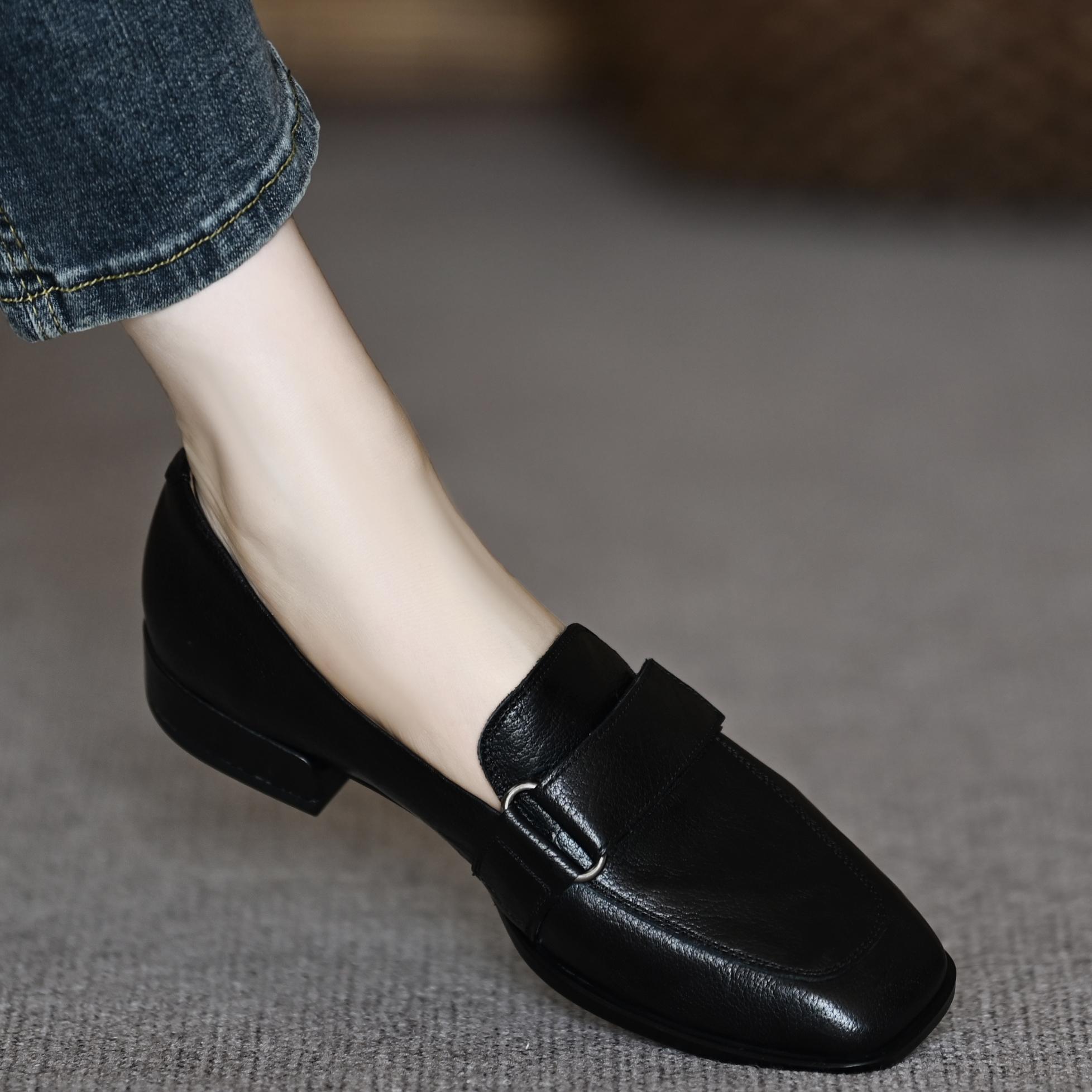 通勤粗跟单鞋女新款春秋方头低跟乐福鞋休闲魔术贴深口英伦小皮鞋