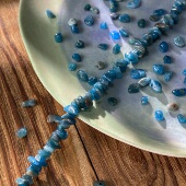 天然蓝磷灰石5 8mm有孔碎石手工diy串珠手链项链饰品配件材料S40