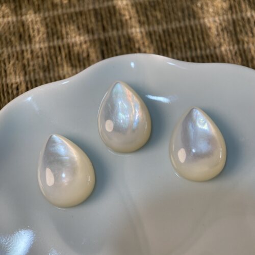 天然白蝶贝13*18mm水滴戒面散珠手工diy串珠镶嵌饰品配件材料X985