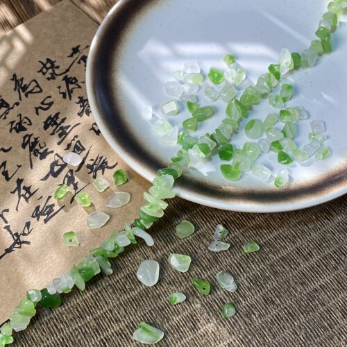 绿玛玻琉璃5*8mm有孔碎石手工diy串珠手链项链饰品配件材料S257