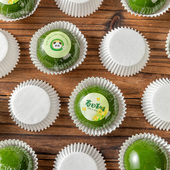 雪媚娘青团防粘纸托一次性加厚包装 盒油纸打包垫迷你防黏烘焙甜品