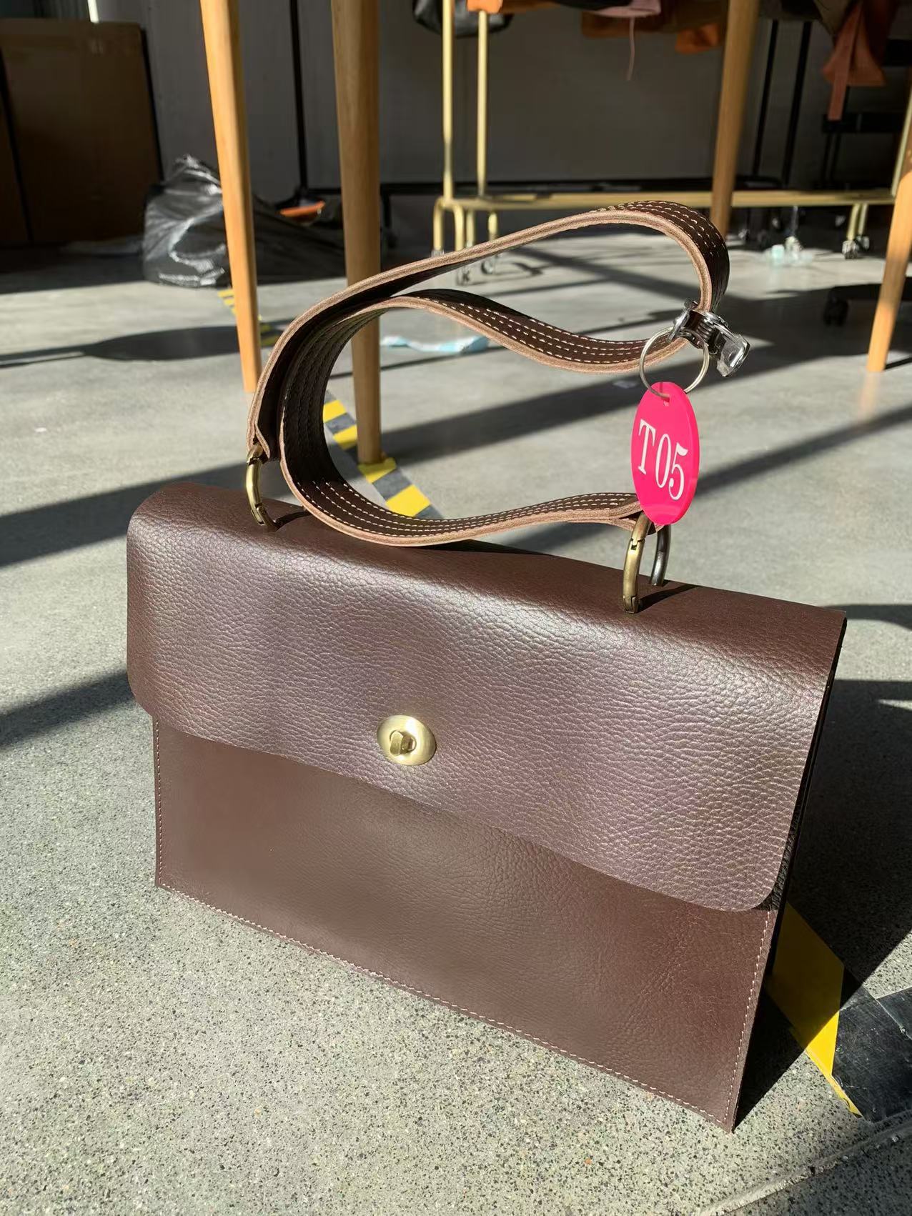 孤品～T05（尺寸：33X24X10cm仅供参考）