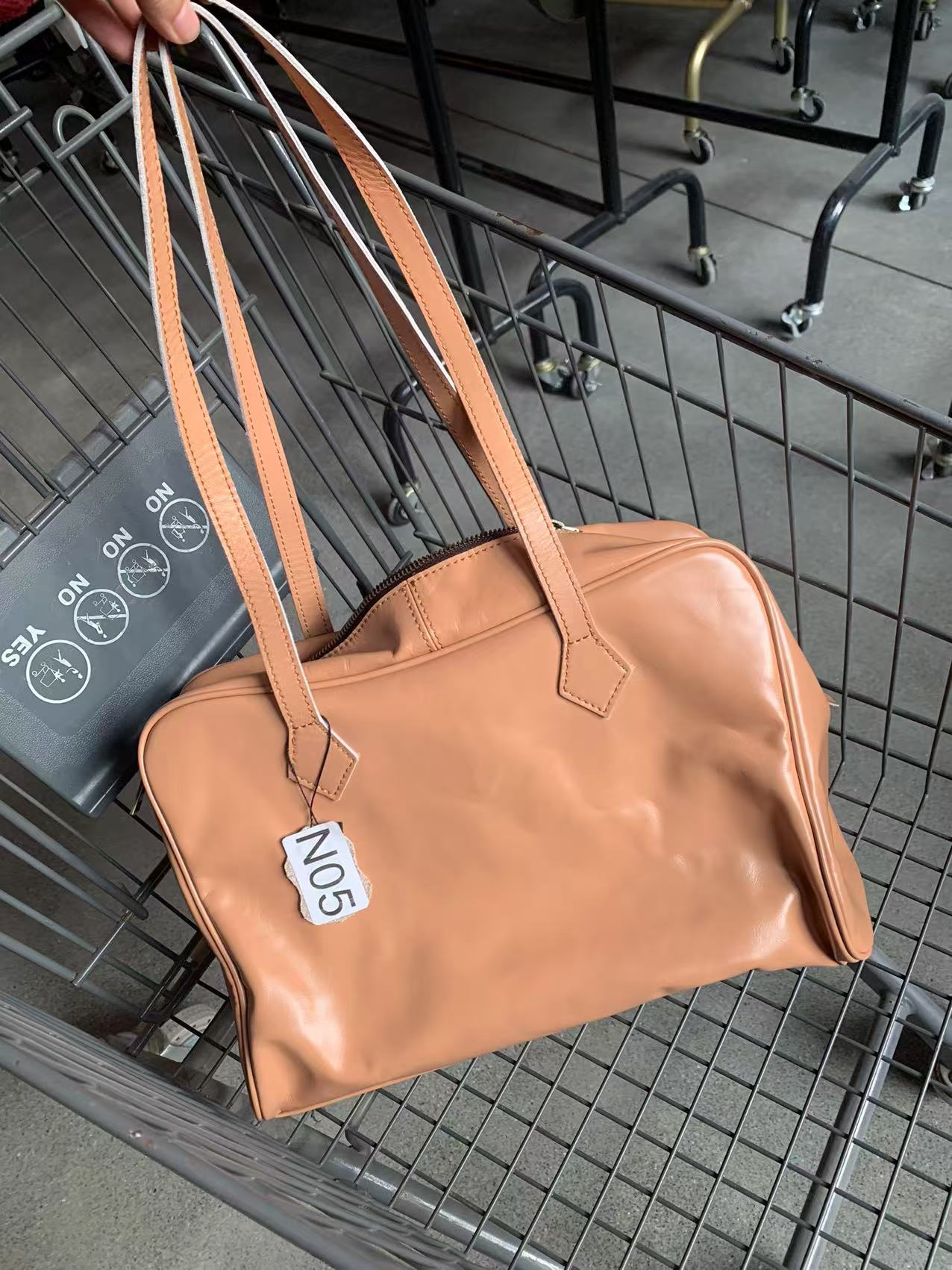 孤品/N05（尺寸：35X22X15cm仅供参考）