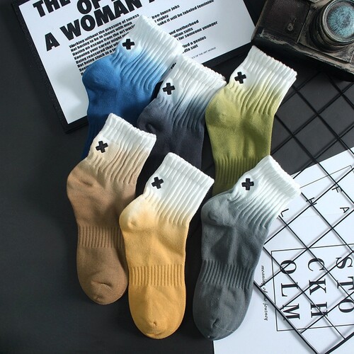 渐变扎染刺绣中筒袜子男士潮