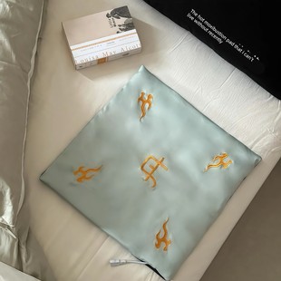 办公室插电式 工位发热艾灸垫可拆洗加热屁股垫 电热艾绒坐垫便携式