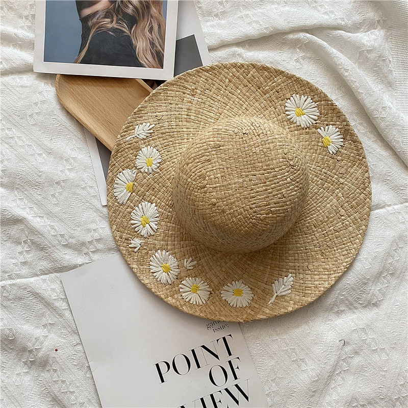 手工编织雏菊花朵圆顶拉菲草帽子女夏天田园风防晒遮阳帽沙滩帽潮