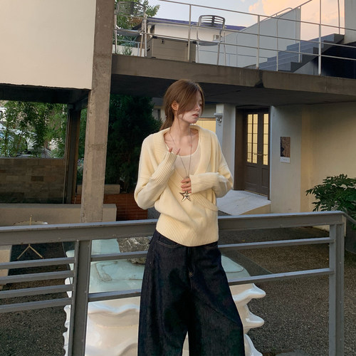 E7Q8 秋冬针织开叉毛衣两件套女设计感简约显瘦百搭纯色内搭上衣