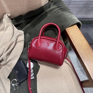 2026爆款头层水晶植鞣牛皮小巧手提包高级感单肩斜跨真皮保龄球包