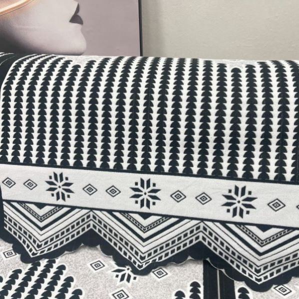 蕾丝沙发巾植绒靠背巾扶手巾四季通用不易变形长条盖巾正方巾防尘