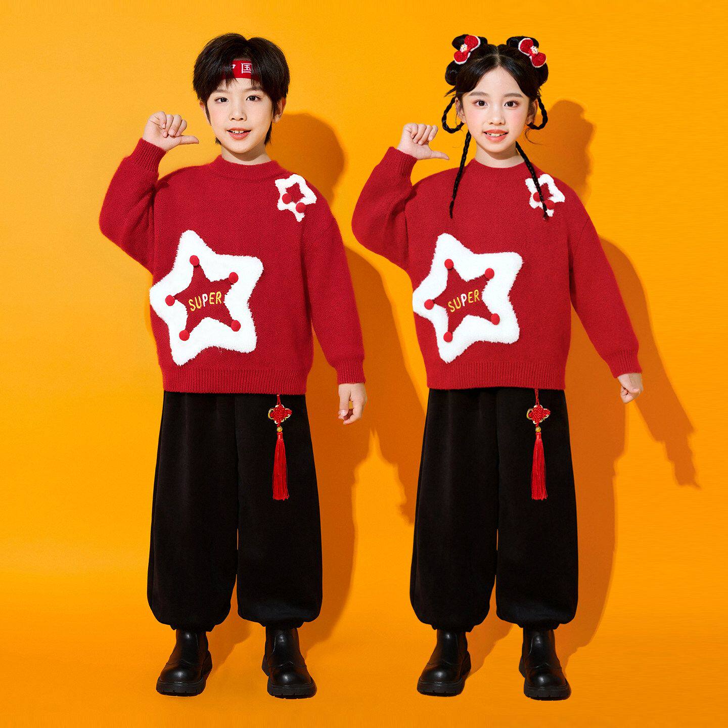 元旦演出服儿童红色喜庆毛衣拜年小学生幼儿园啦啦队新年合唱表演