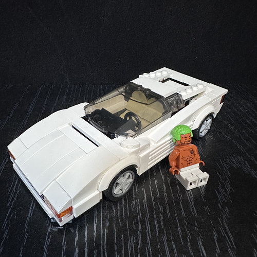 White Ferrari积木Frank Ocean积木白色法拉利车模Sharkiller积木