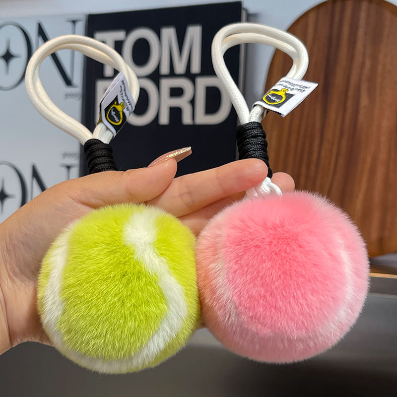 真獭兔毛小网球包包车钥匙扣挂件