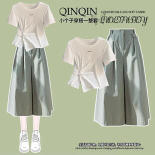 韩里韩气穿搭夏季2025女装小个子多巴胺清纯掐腰七分裤裙两件套