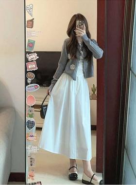 入秋小个子慵懒风套装新款减龄气质针织开衫白色高腰半身裙