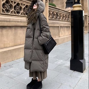 小君君布兰妮 冬日保暖挂 一件过冬大被子围巾长款棉衣羽绒棉服女