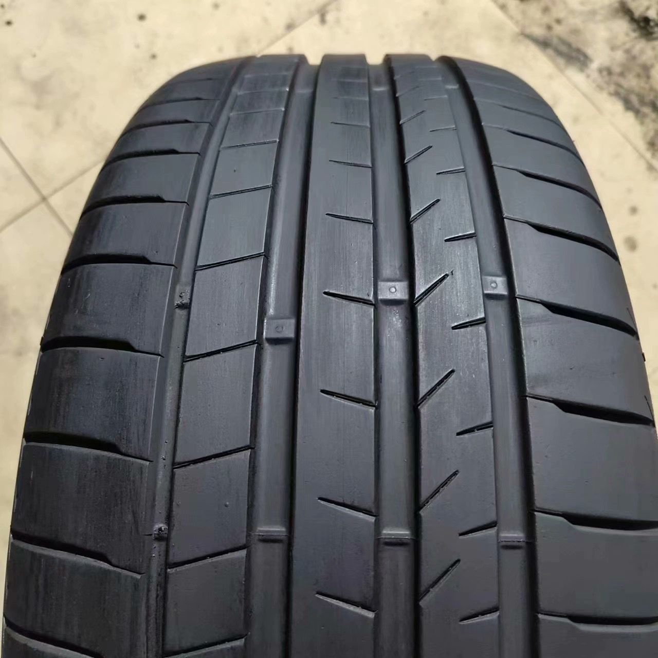 245/45R20 103W普利司通Turanza T005 带AO静音棉奥迪A6L原配轮胎