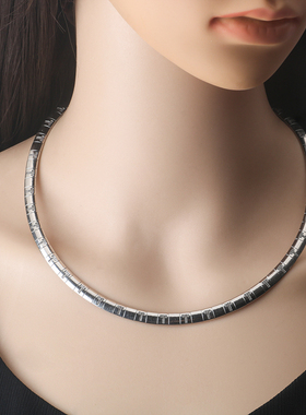 不锈钢女T字压花纹项圈项链扁蛇