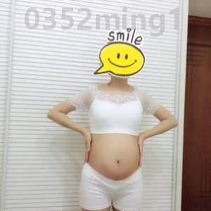 孕妈大肚在家衣照片 摄影孕妇影楼孕照拍照写真@服饰影楼写真服装