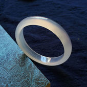 正品 玉镯子饰品 巴西冰种白玛瑙荔枝冻白玉髓玛瑙手镯少女款