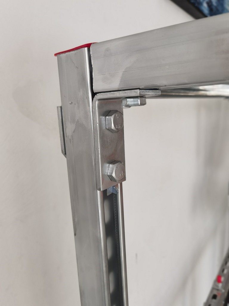 C型钢配件底座光伏支架三孔L型连接件二孔平面四孔直角抗震压板