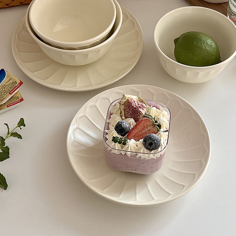 简约陶瓷浮雕盘早餐燕麦碗