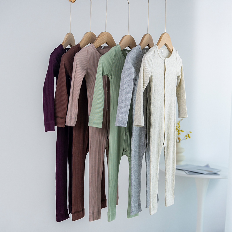 莫代尔棉爬服拉波米长袖长裤睡衣