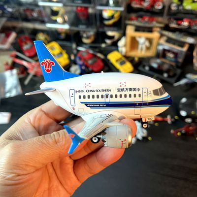卡通飞机Q版合金客机飞机蛋机南方航空波音737MAX模型摆件