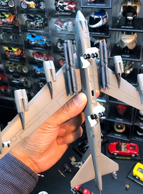 1：200比例合金飞机B52战略轰炸机成品金属模型摆件