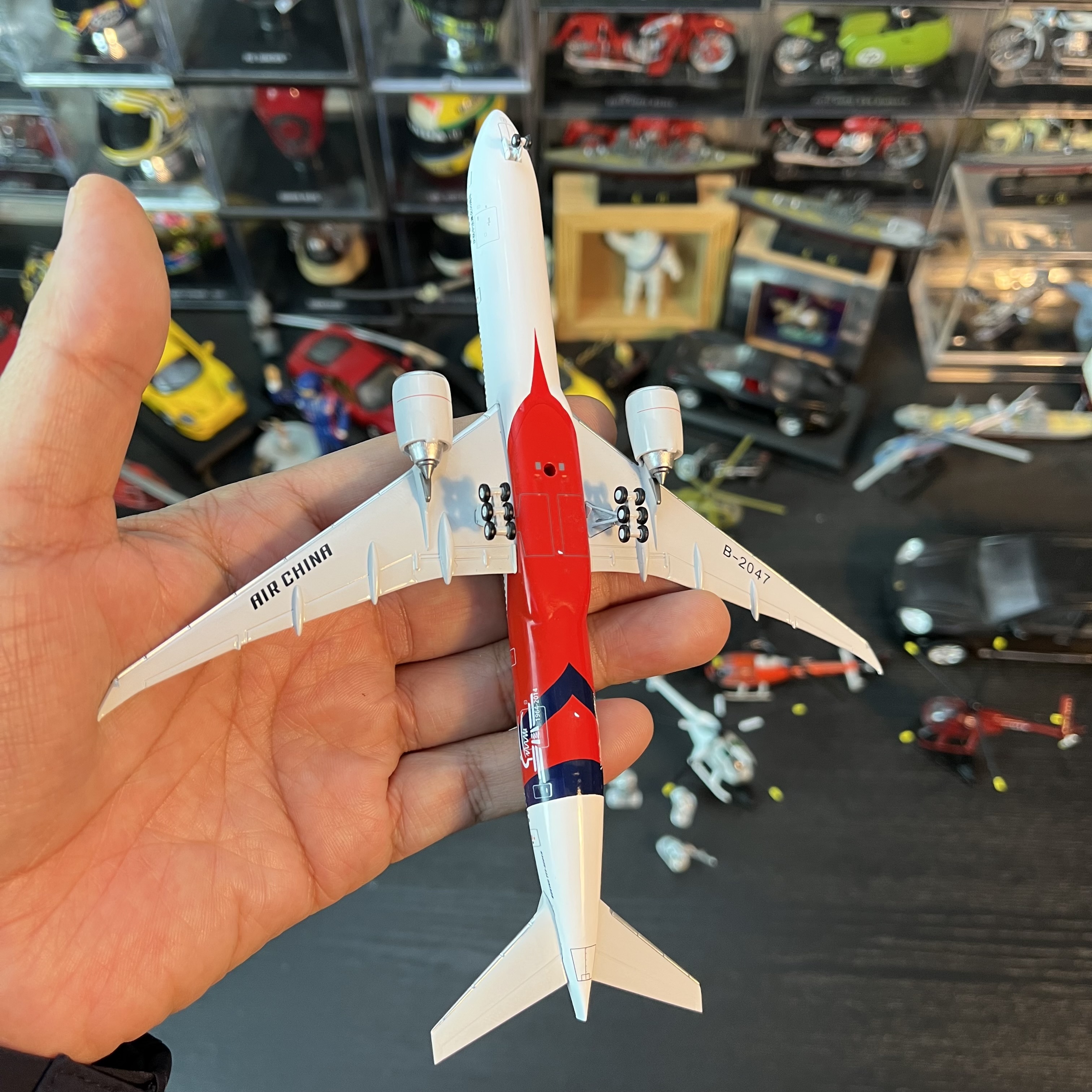 1：400比例合金飞机国航波音777-300ER客机带天线成品金属模型