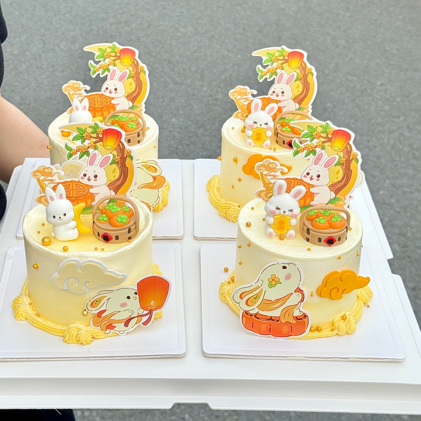 2026中秋节可爱小兔子蛋糕装饰摆件月饼兔子卡片节日快乐甜品插件