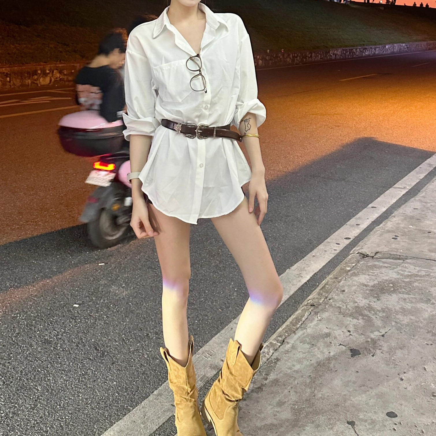 赵露思同款白色衬衣[衬衫＋腰带]