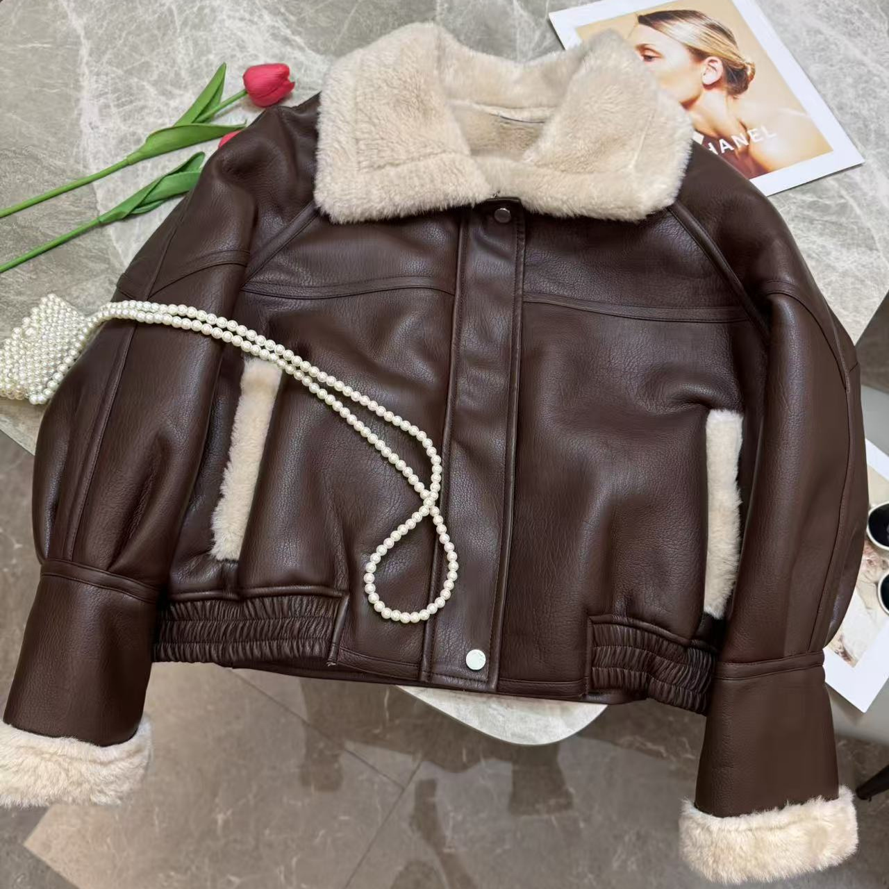 尊叶皮草 羊羔毛皮草夹克短款2025新款皮毛一体外套女甜酷机车服