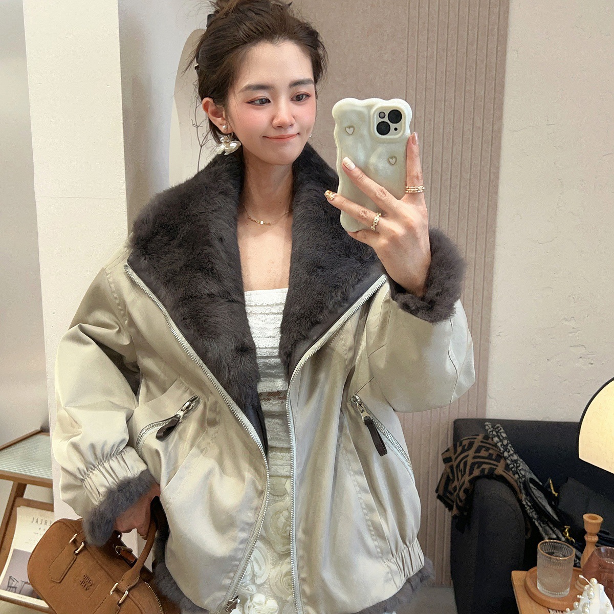 海宁2025秋冬新款兔毛皮草外套女两面穿派克服毛毛大衣年轻宽松款