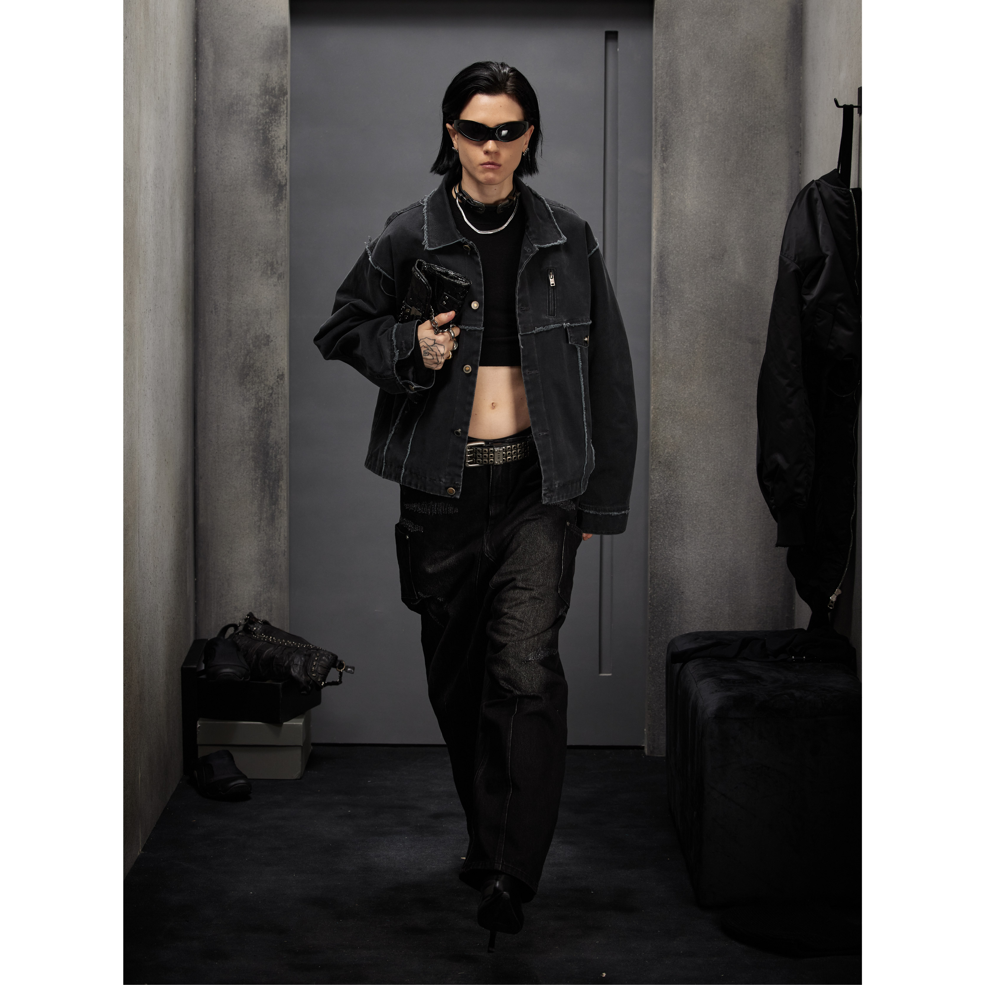 线性毛须破坏Boxy廓形夹克